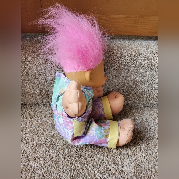 Russ Troll Doll. Pink hair floral outfit - Picture 2 of 5